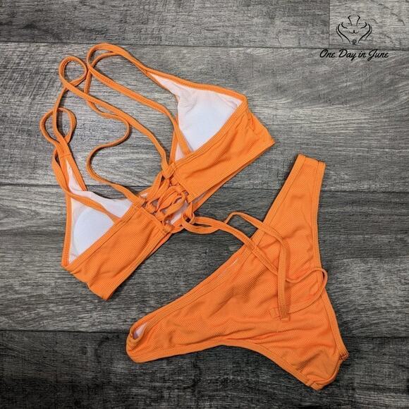 SweatyRocks Spaghetti Strap Criss Cross Back Bikini Swimsuit Size L - Picture 2 of 2